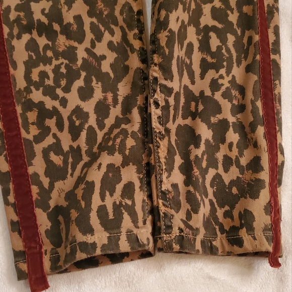 ZARA WOMEN- size 8 -NWT Limited Edition /Denim Collection - animal print - Picture 12 of 12